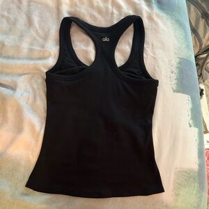 Alo yoga black tank